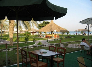 Flamingo Beach Resort  Умм Аль Кувейн 