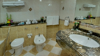 Deira Suites Hotel Apartment  Дубай 