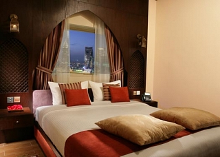 Первый Auris Suites Central Hotel  Дубай 