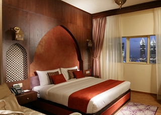 Первый Auris Suites Central Hotel  Дубай 