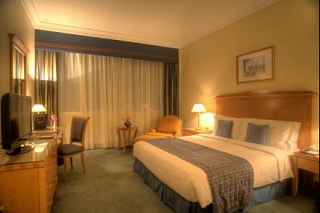 Al Maha Rotana Hotel Apartments  АБУ-ДАБИ 