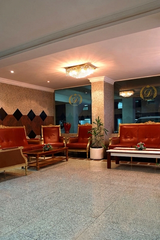 Deebaj آل khabisi بلازا للشقق الفندقية دبي