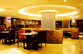 فندق فلورا كريك شقق فاخرة دبي