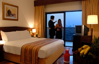 مهيب فندق برج دبي
