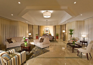 Dubai Marriott Harbour Hotel & Suites  Дубай 