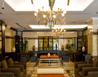 آل شقة فندق البرشاء دبي
