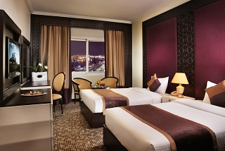Amwaj Rotana Hotel и курорт  Дубай 
