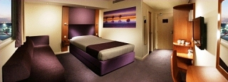 Premier Inn Dubai International Airport  Дубай 