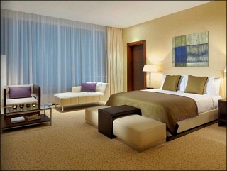 Radisson Royal Hotel  Дубай 